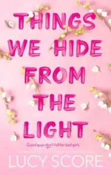Hodder Paperback - Things We Hide From The Light - Score Lucy; Lucy Score